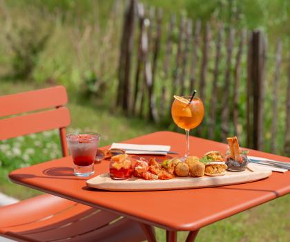 Eklo Hotels - PARIS - Groupes & Privatisations