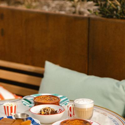 FRENCH<br>BRUNCH